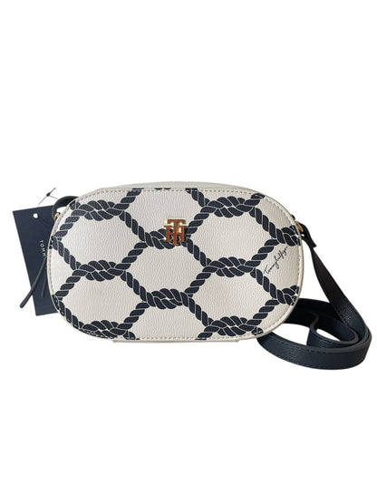 Bolso Cruzado Tommy Hilfiger Náutico – Compacto, Elegante y Versátil